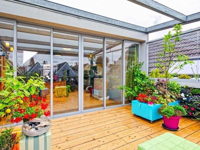 Mái kính sân vườn - lựa chọn lý tưởng cho kiến trúc nhà ở đô thị
